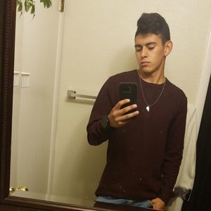 Meet your Posher, José